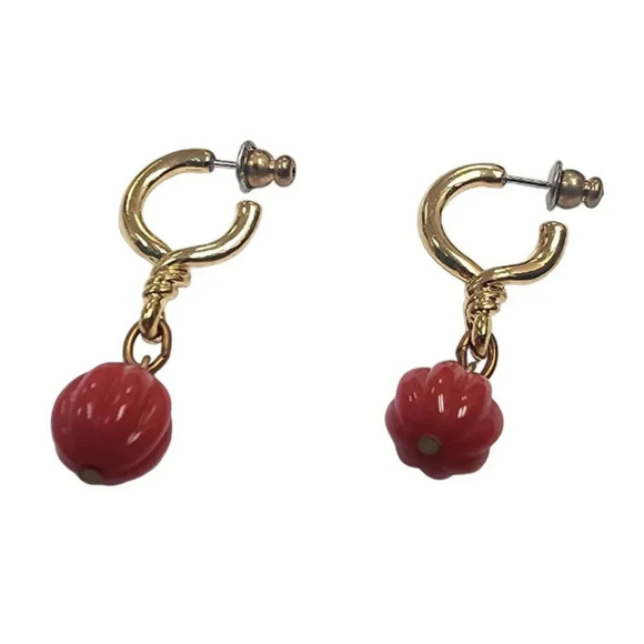 Vintage Jewelry - Vintage Red Beads Screw Back Dangle Drop Earrings Gold Tone Screw Back